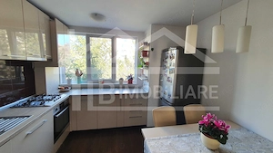 Apartament cu 3 camere, 61mp, garaj, Zona Tudor Vladimirescu - imagine 6