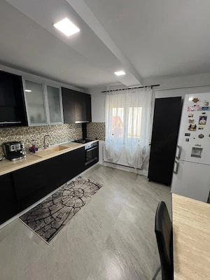 Apartament 2 camere, 60 mp, zona Craiovița Nouă - imagine 3