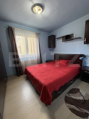 Apartament cu 3 camere, stare foarte buna, cu centrala proprie - Dambu - imagine 2