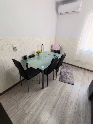 Vând apartament 
