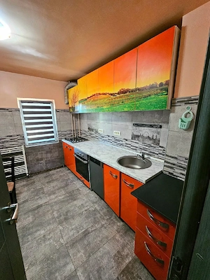 Închiriez apartament 2 camere zona Soarelui  - imagine 5