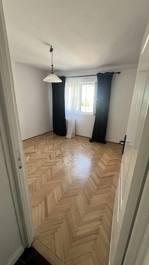 Vanzare Apartament 3 camere, 71 mp, etaj 4/4, decomandat – Zona Rahova - imagine 7