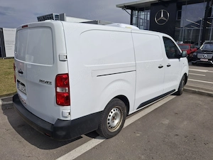 Autoutilitara Toyota Proace. Masina de firma. Primul proprietar. Stare impecabila. Instalatie frig. - imagine 3
