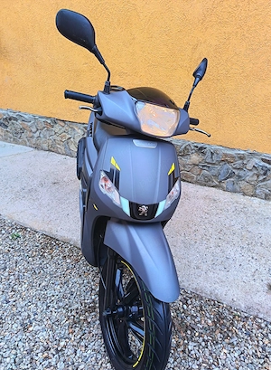Peugeot TWEET 125 cc model 2022 - imagine 3