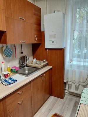 Vand apartatament 2 camere, Pitesti, Trivale, semidecomandat, parter, langa parcul Trivale - imagine 9