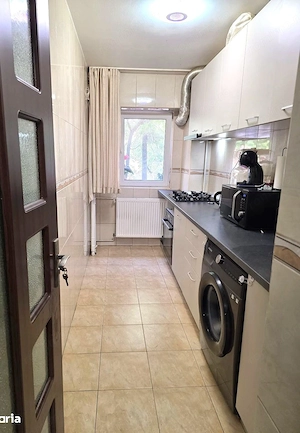 Vanzare Garsoniera 37mp Nerva Traian Mall Vitan Bloc Anvelopat 92 Ideal Investit