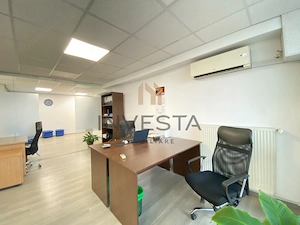 Apartament cu 4 camere decomandat, parcare, etaj intermediar, Centru! - imagine 4