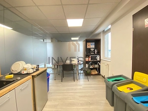 Apartament cu 4 camere decomandat, parcare, etaj intermediar, Centru! - imagine 8
