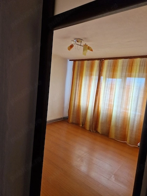 apartament 2 camere decomandat et.4 din 4 - imagine 5