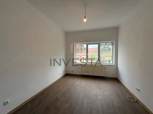 Apartament 3 camere decomandat, etaj intermediar - zona The Office! - imagine 4