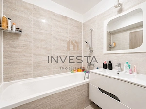 Apartament modern de vanzare cu 2 camere, ansamblul Luminia, Europa - imagine 3