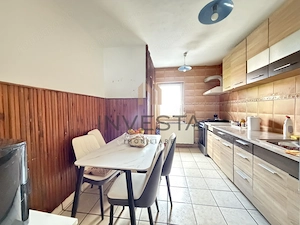 Apartament 4 camere decomandat, etaj intermediar, garaj, zona Zorilor - imagine 2