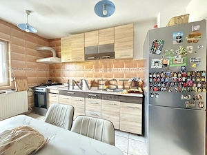 Apartament 4 camere decomandat, etaj intermediar, garaj, zona Zorilor - imagine 3
