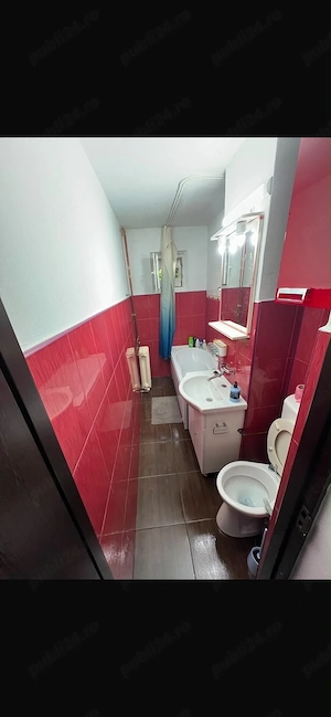 inchiriez Apartament cu 3 camere    PLOIEȘTI, ZONA MALU ROȘU - imagine 2