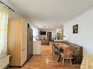 Apartament spatios cu 10 camere si parcare de inchiriat, Borhanci! - imagine 3