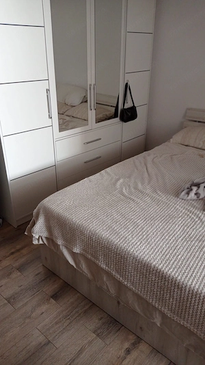 Casa cu 7 camere zona Lazaret - imagine 2