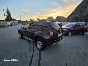 Dacia Duster 1.5 dCi 4x2 Laureate - imagine 17