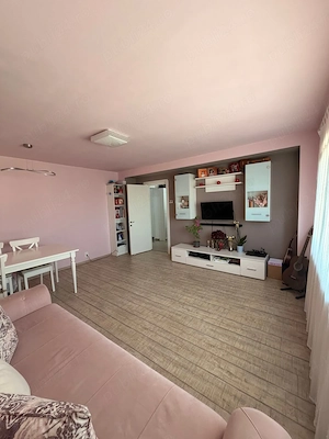 Codlea | 3 camere, 82 mp, 2 băi | Curte comuna inchisa | Renovat | Direct Proprietar Comision 0