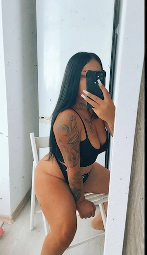 Te aștept la mine fac și deplasări la tine sau la hotel sau show web 
