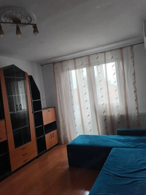 De închiriat apartament 3 camere  - imagine 4