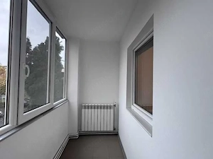 Inchiriez apart 4 camere mobilat si utilat in zona Astra pentru o familie sau studente fete eleve. - imagine 6