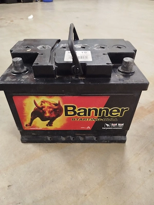 Baterie acumulator Banner aproape noua fara garanție 