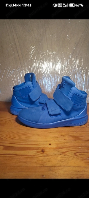 Vând Nike bărbați 