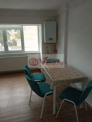 De inchiriat apartament cu 3 camere ICF, langa Scoala nr. 12, parter, 500 E - imagine 11