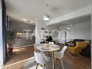 Apartament de vanzare 2 camere decomandat mobilat si utilat Piata Cluj - imagine 3