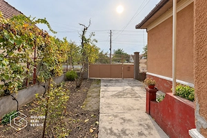 Casa 4 camere, anexe, teren 1349 mp, Galsa - imagine 2