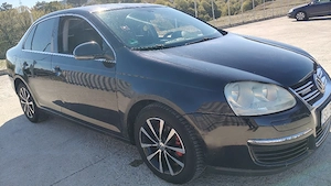 Volskwagen Jetta  - imagine 5