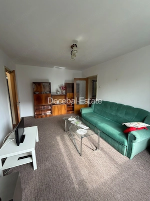 Metrou 1 Decembrie La 3 Minute !  - Apartament 3 camere etaj 2/4 63mp - imagine 2