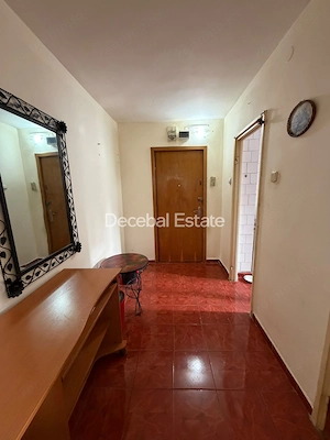 Metrou 1 Decembrie La 3 Minute !  - Apartament 3 camere etaj 2/4 63mp - imagine 8