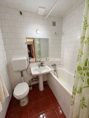 Metrou 1 Decembrie La 3 Minute !  - Apartament 3 camere etaj 2/4 63mp - imagine 11