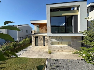 Casa moderna cu terasa panoramica de 40 mp, zona Voronet, Iris - imagine 2