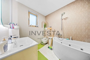 Vila exclusivista cu design elegant si eficienta energetica, Faget - imagine 9