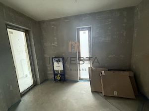 Duplex, pe o strada retrasa, zona Iulius Mall si Baza Sportiva ! - imagine 7