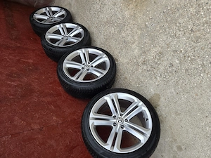 Set Jante Originale Volkswagen R19 (Model Savannah) cu Anvelope All Season