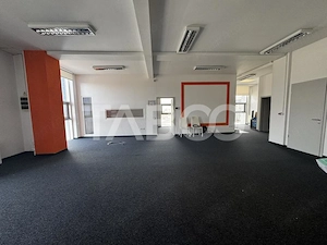 Spatiu comercial de inchiriat 133 mpu vizibilitate buna parcari Sibiu - imagine 2