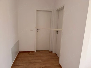 Vand apartament 2 camere  - imagine 4