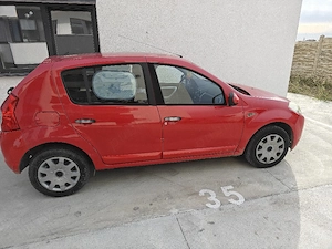 Vand Dacia Sandero 2010