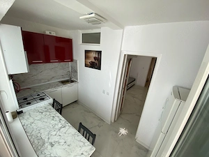 Garsoniera de vanzare renovata recent - imagine 5