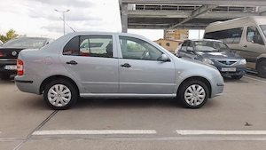 Skoda fabia 1,2 benzina Un proprietar în acte din 2005 - imagine 10