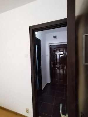 Vand Garsoniera et 4, str alees Baraj Bicaz nr 9, sect 3 Bucuresti, intretinere mică