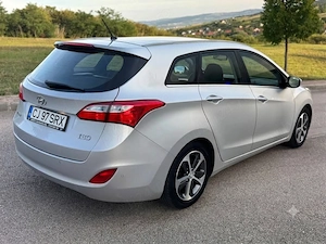 Hyundai i30 Kombi 1.6 CRDi (110 CP) Euro 6   2016 - imagine 2