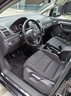 Vw Touran -2015-7locuri-2.0Tdi - imagine 4