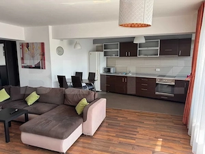 Apartament 2 camere, parcare, zona Plopilor - imagine 3