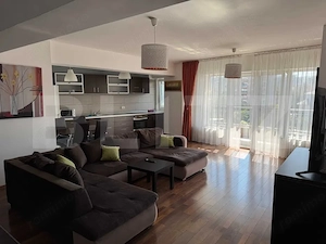 Apartament 2 camere, parcare, zona Plopilor - imagine 2