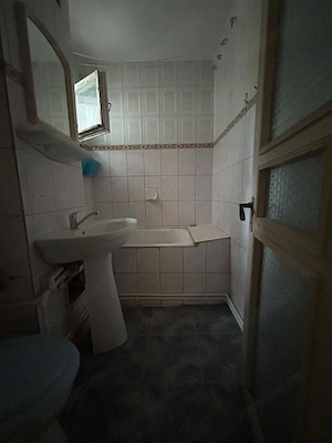 APARTAMENT 3 CAMERE MICRO 39 DE VANZARE  - imagine 5
