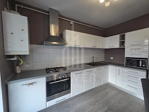 Apartament modern 3 camere, 70 mp, zona Turnișor – parcare în curte privată - imagine 9